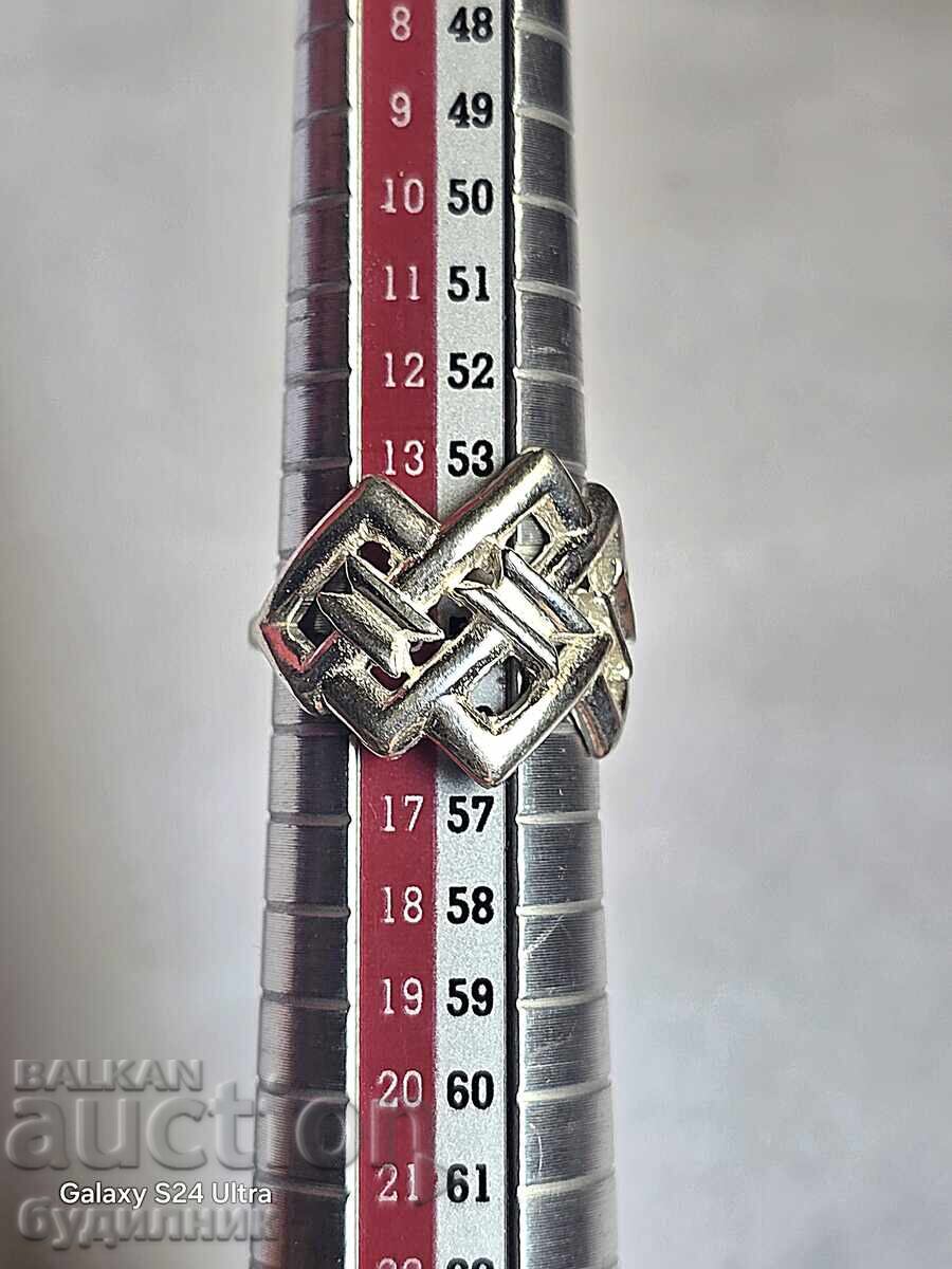 Сребърен пръстен. 17.5мм. Пускам над 100 Аукциона. Разгледа - 7 Сребърен пръстен. 17.5мм. Пускам над 100 Аукциона. Разгледа - 7