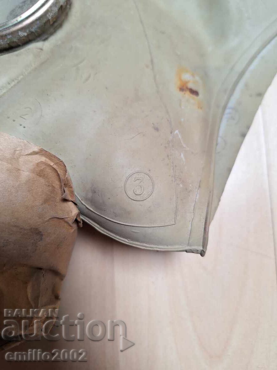 Gas Mask 3 with price 9.00 BGN | € 4.60