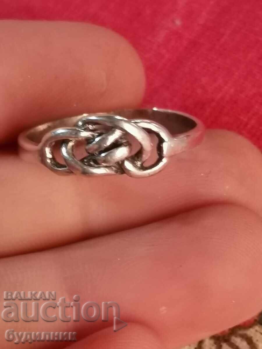 Silver ring. 15.8mm. I'm launching over 100 auctions. Take a look with price 18.99 BGN | € 9.71 Silver ring. 15.8mm. I'm launching over 100 auctions. Take a look with price 18.99 BGN | € 9.71