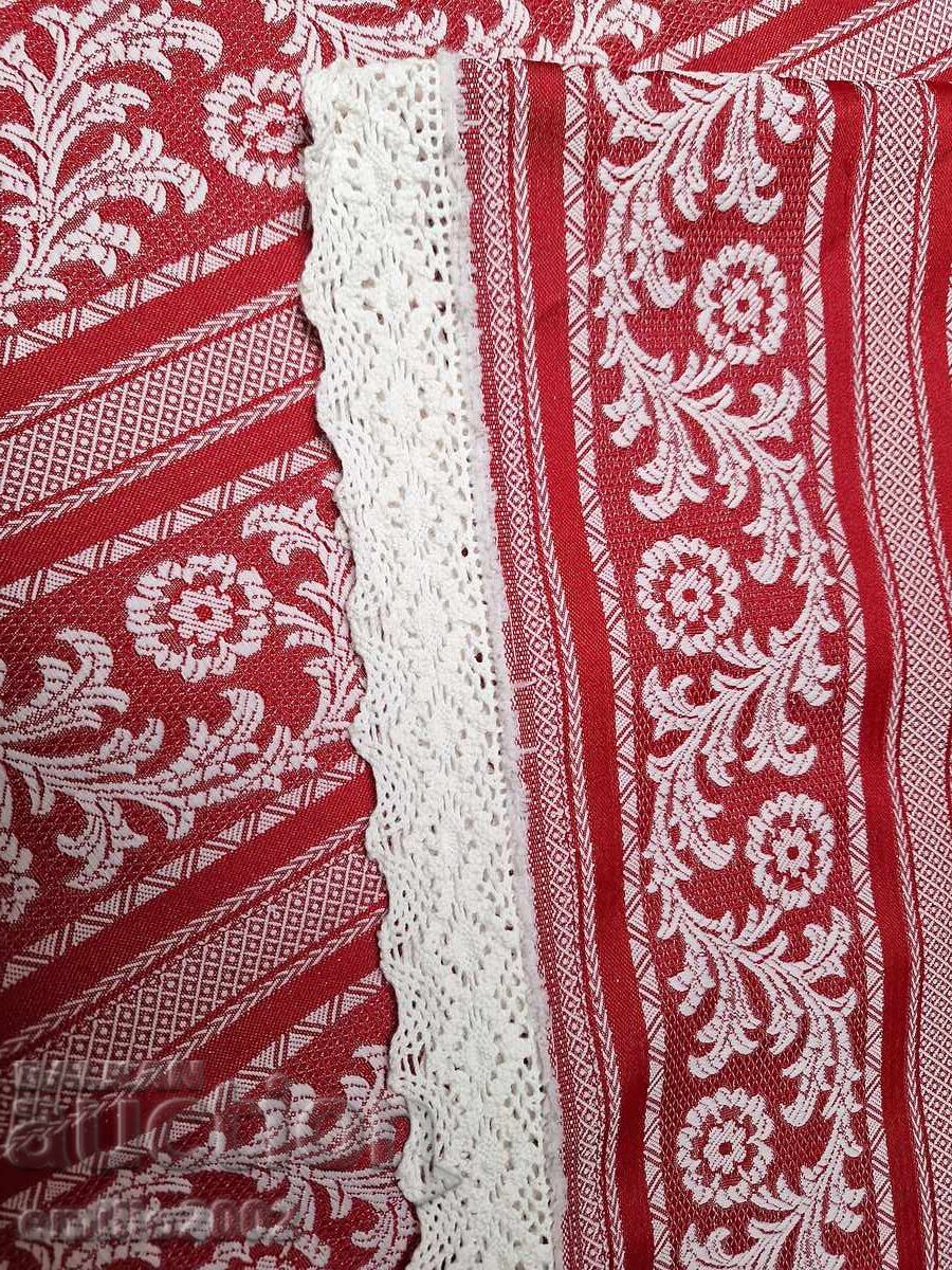 Κουβερτούρα 200/110 εκ. χειροποίητη με τιμή 10.00 BGN | € 5.11