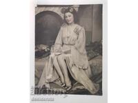 Photograph of the operetta singer Aneta Tsankova