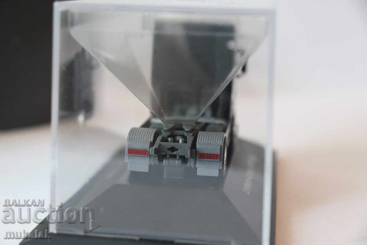 HERPA 1:87  H0 MERCEDES ACTROS  ВЛЕКАЧ  МОДЕЛ КАМИОН - 5
