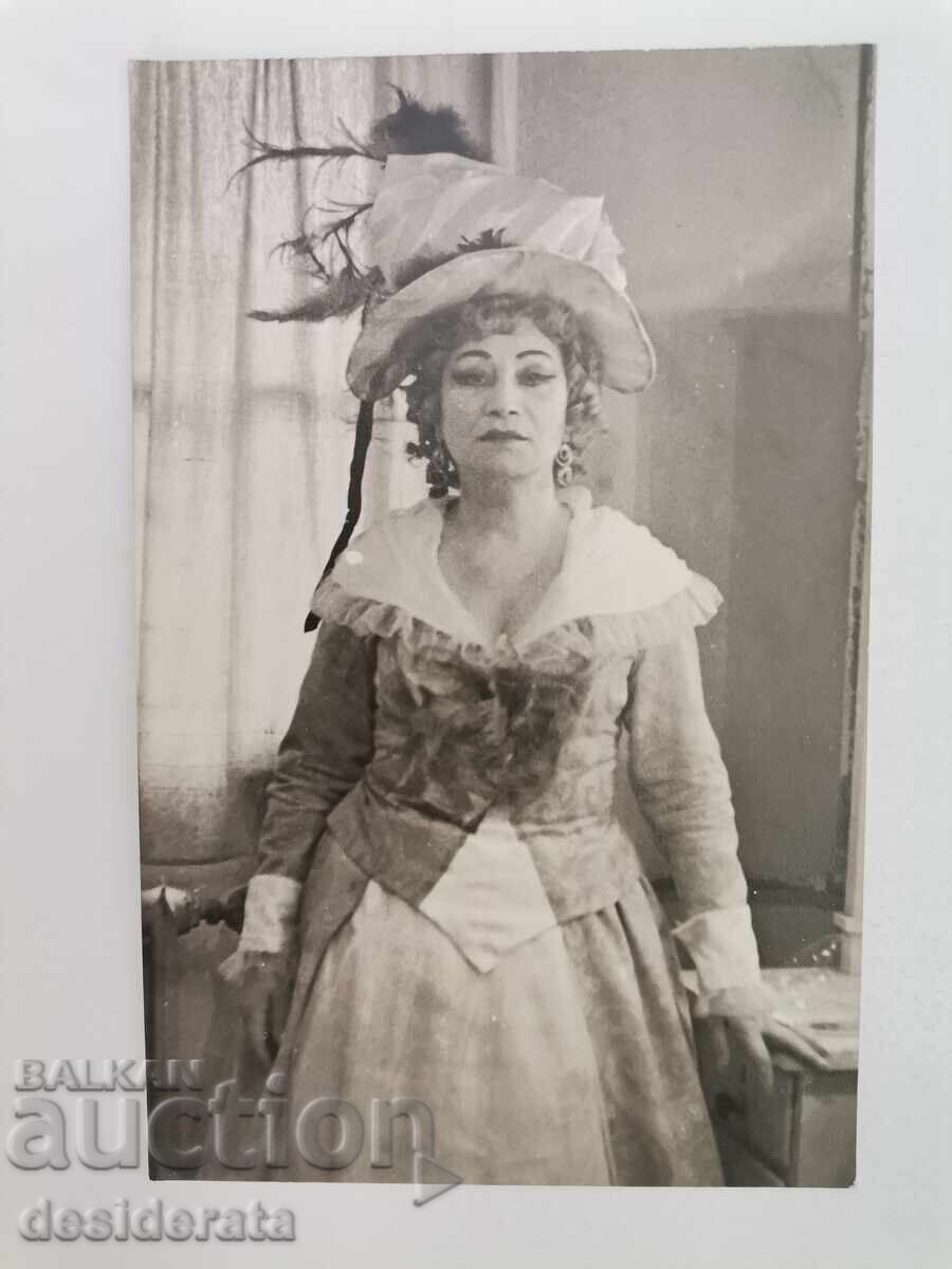 Photograph of the operetta singer Aneta Tsankova