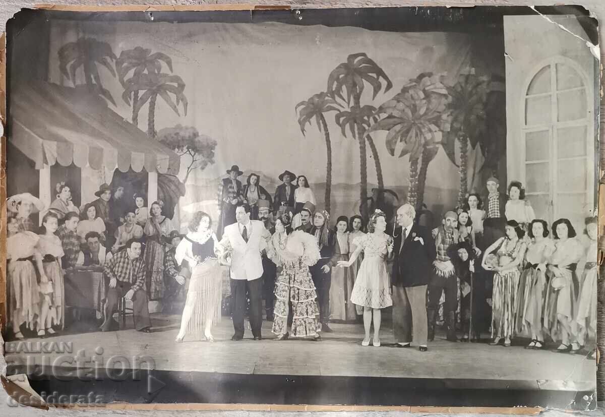 Photograph of the operetta singer Aneta Tsankova