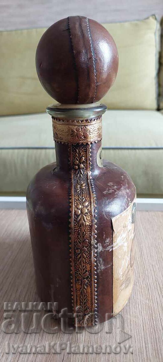 Μπουκάλι vintage ντυμένο με δέρμα για γνώστες με τιμή € 13.00 | 25.43 BGN Μπουκάλι vintage ντυμένο με δέρμα για γνώστες με τιμή € 13.00 | 25.43 BGN