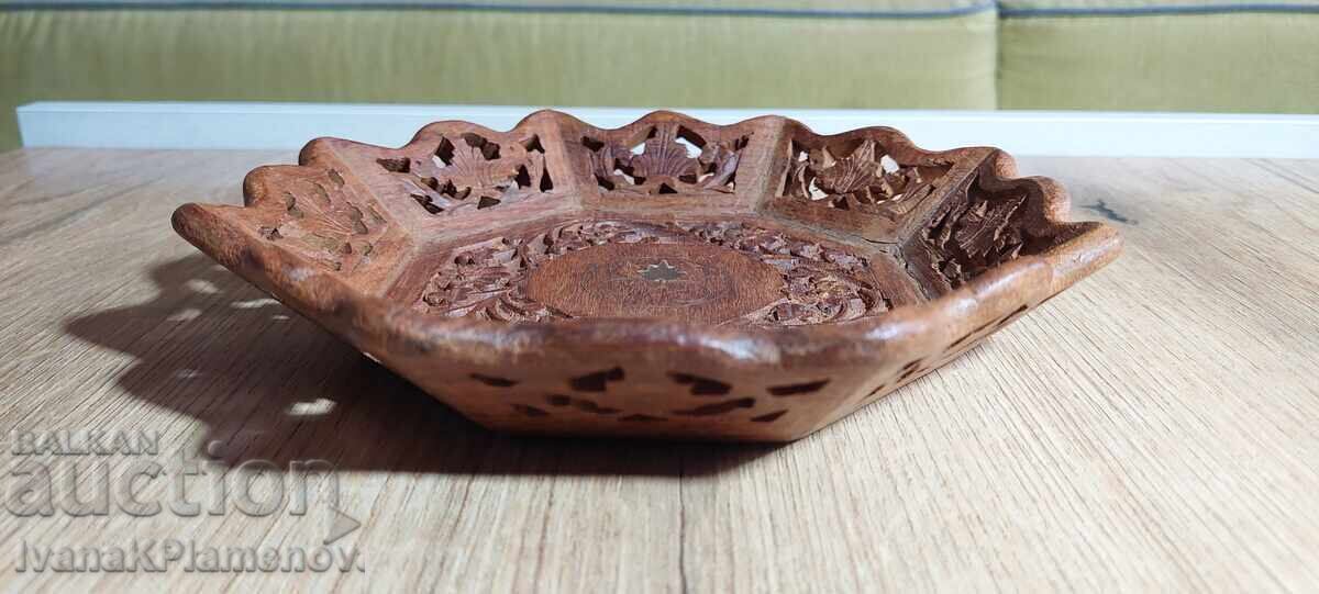 Εξαιρετική ξυλογλυπτική για γνώστες με τιμή 30.00 BGN | € 15.34