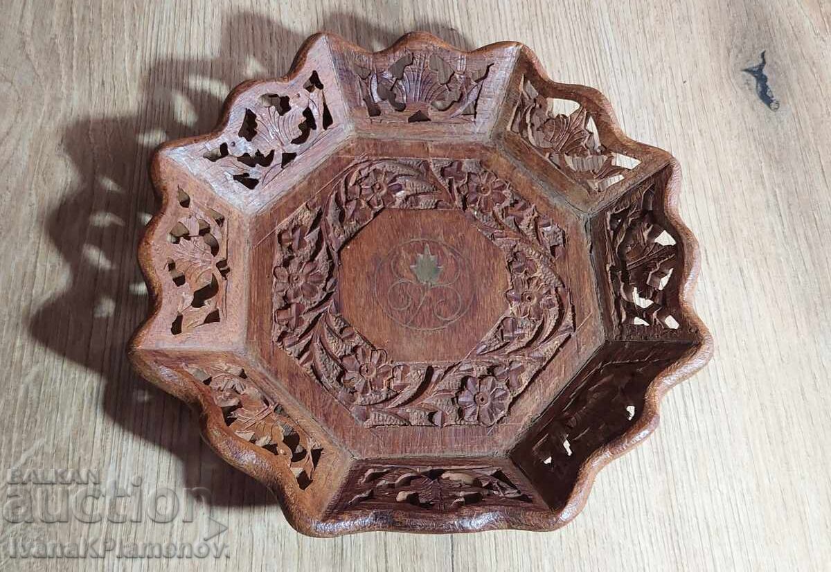 Εξαιρετική ξυλογλυπτική για γνώστες