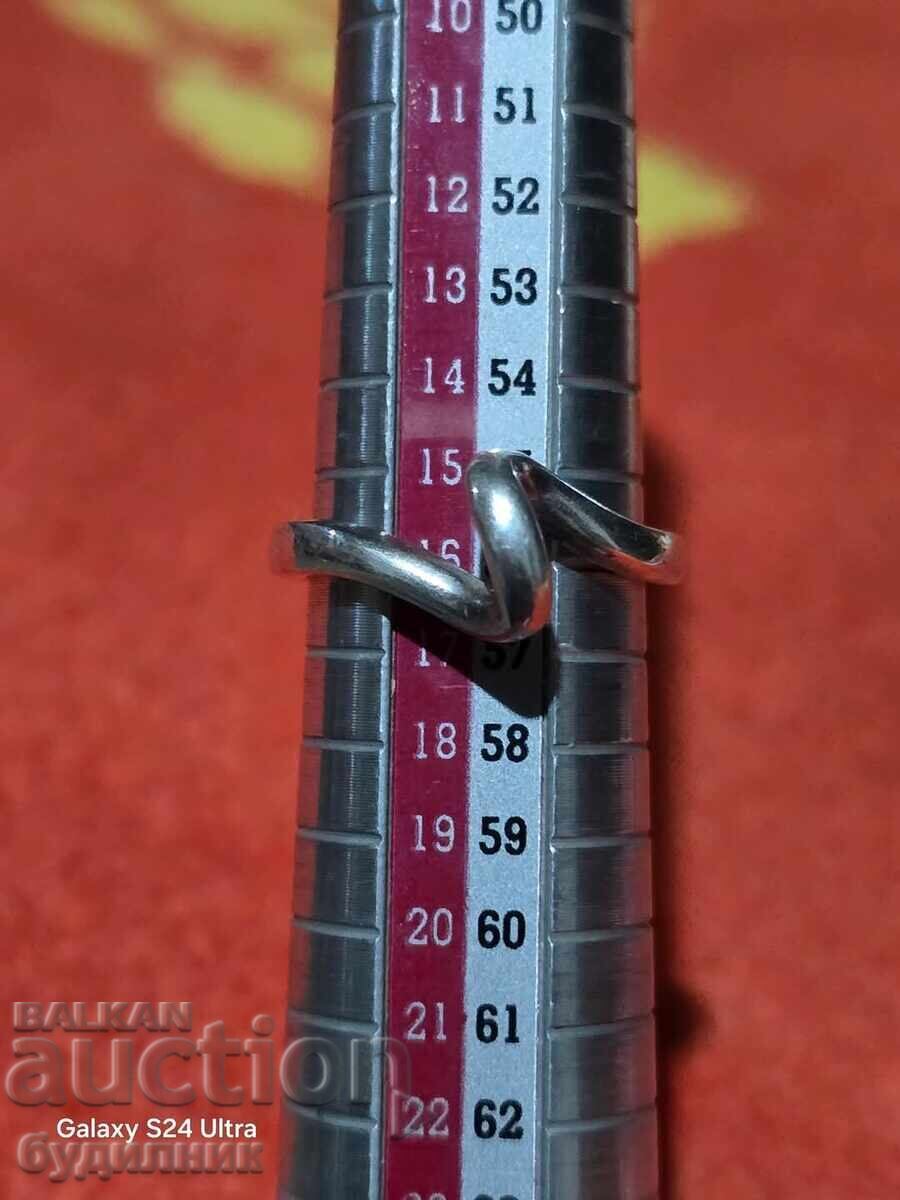 Livrarea Inel argint extensibil. 18mm. Preț 22,99lv. Vezi detalii Livrarea Inel argint extensibil. 18mm. Preț 22,99lv. Vezi detalii