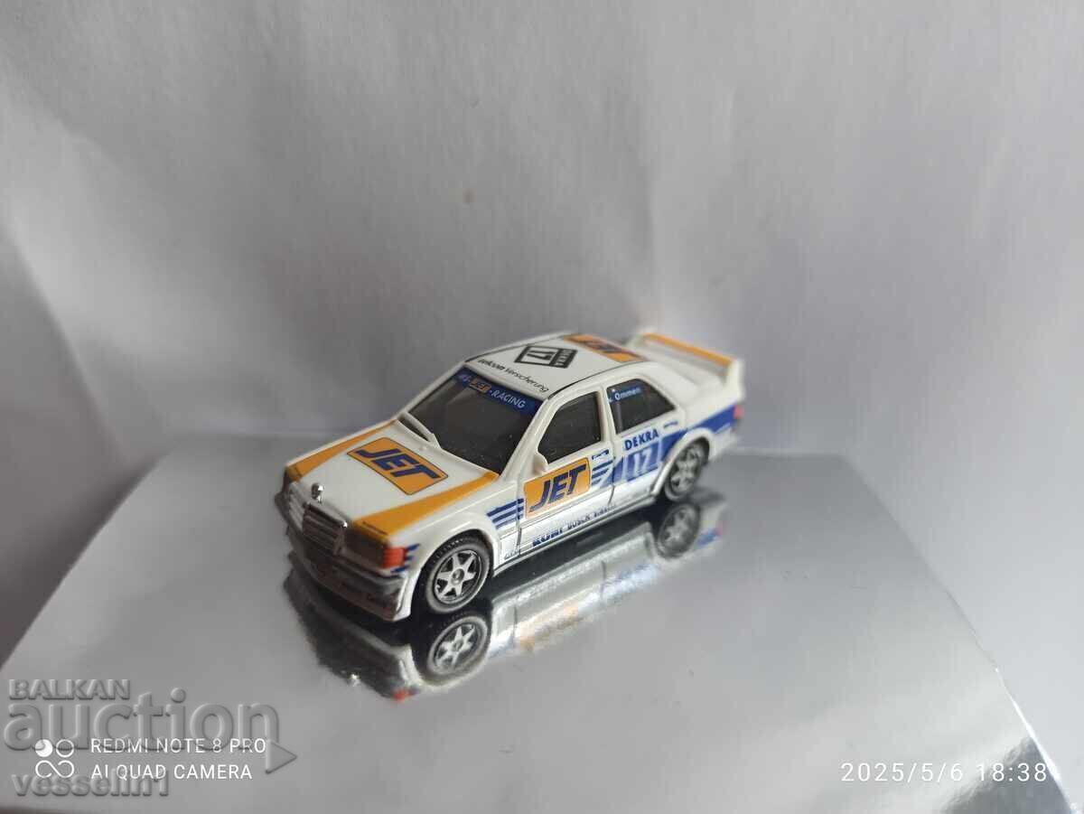 Cărucior Mercedes 190 scală 1/87 herpa HO din anii '90