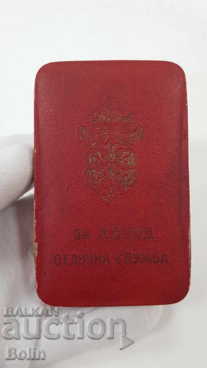 Cutie rară pentru ordinul regal 20 ani. Serviciu Excelent Ferdinand Cutie rară pentru ordinul regal 20 ani. Serviciu Excelent Ferdinand