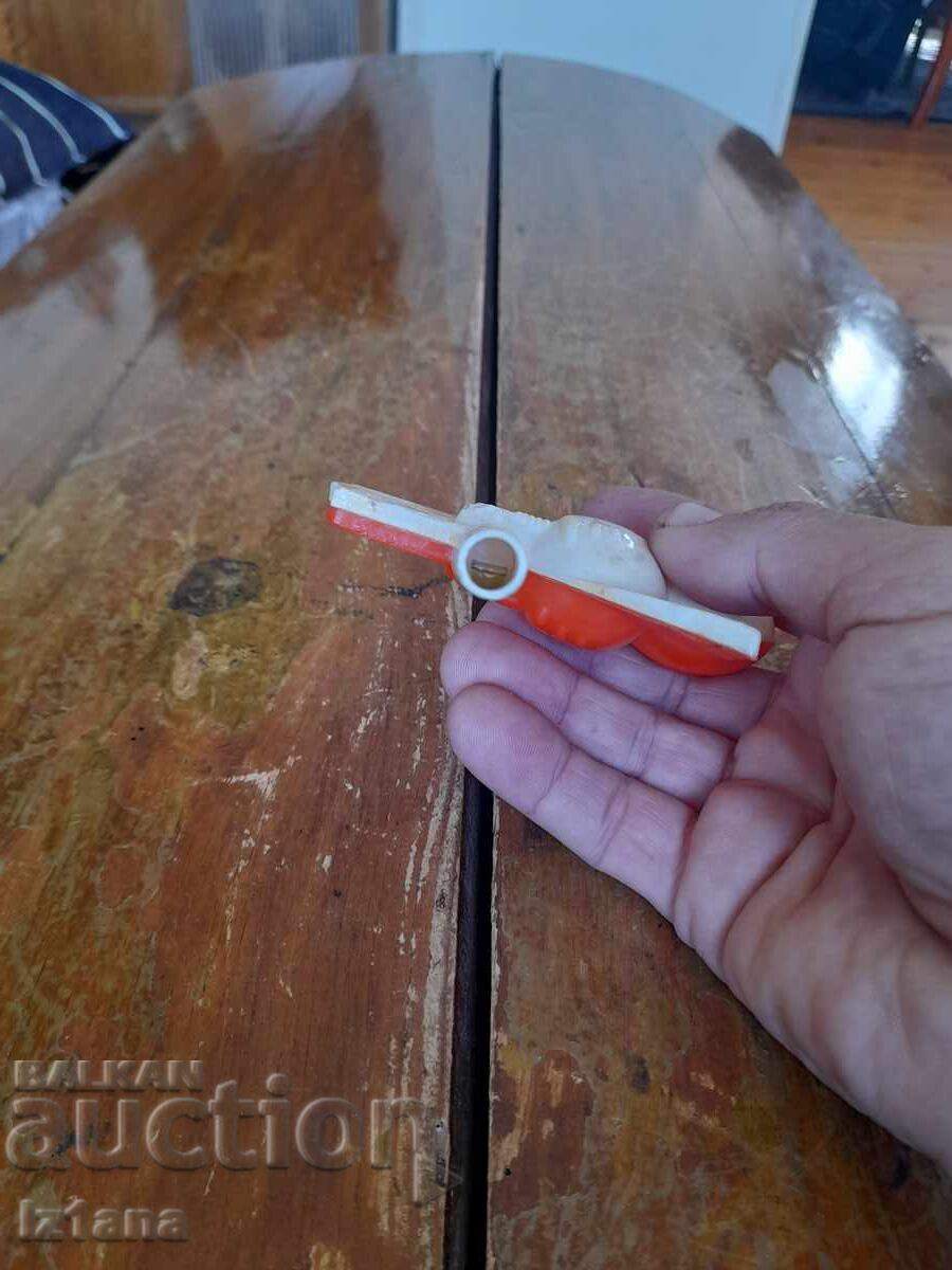 Un fluier vechi pentru copii - 5