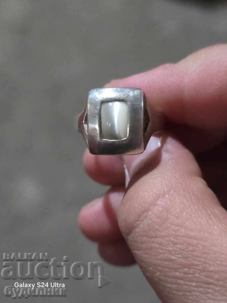 Inel de argint. 925 Proba. 17,3mm. Lansez peste 100 de licitații cu preț 27.99 BGN | € 14.31 Inel de argint. 925 Proba. 17,3mm. Lansez peste 100 de licitații cu preț 27.99 BGN | € 14.31