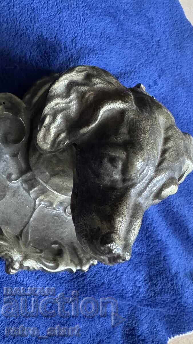 Аукцион Съветска мастилница, куче с етикет! Аукцион Съветска мастилница, куче с етикет!