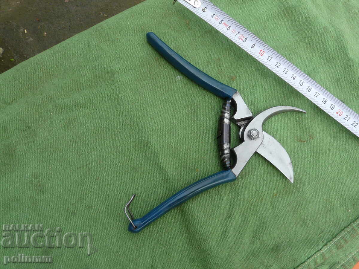 Foarfecă de vie SOLINGEN - 17 cu preț 85.00 BGN | € 43.46