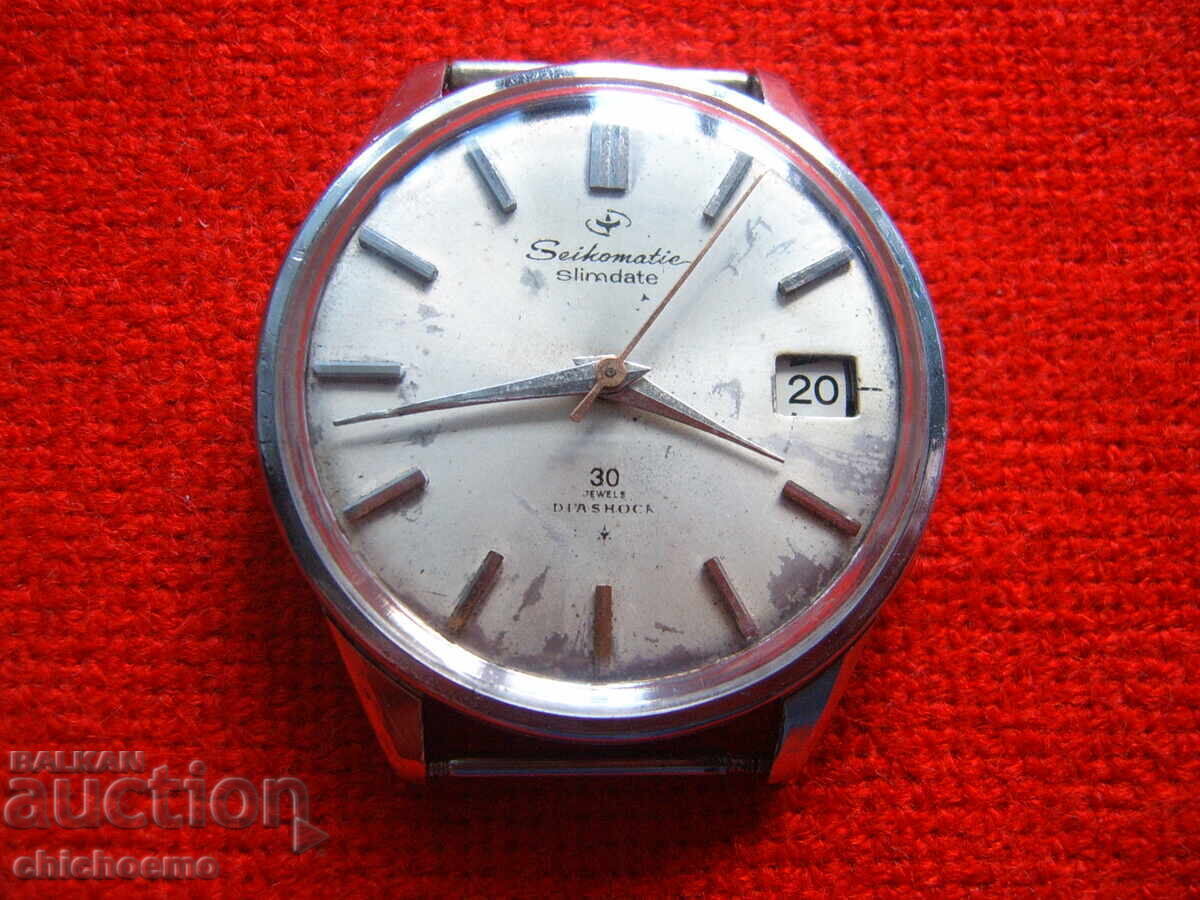 Seikomatic Slimdate Automatic 30 Jewels  8305B