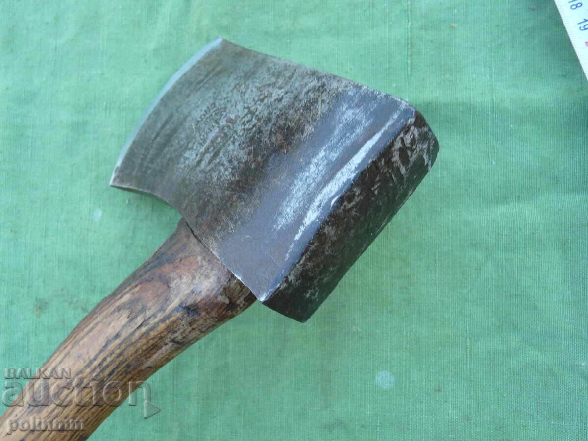 Аукцион Стар немски топор -  567