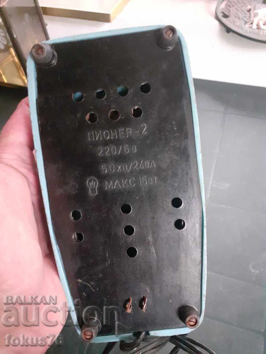 Стар соц. прожекционен апарат - 5