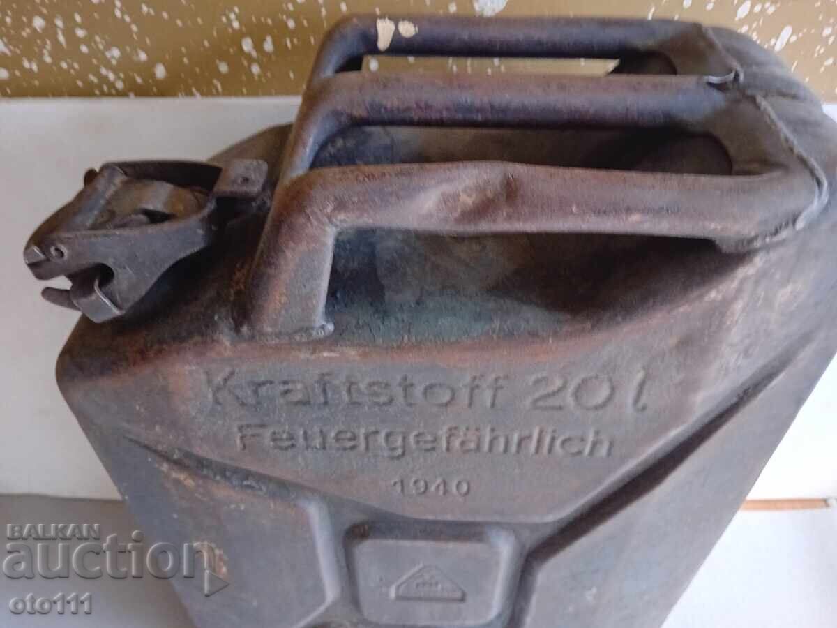 German Fuel Can 20 l, 1940, Wehrmacht - WW2 with price 100.00 BGN | € 51.13