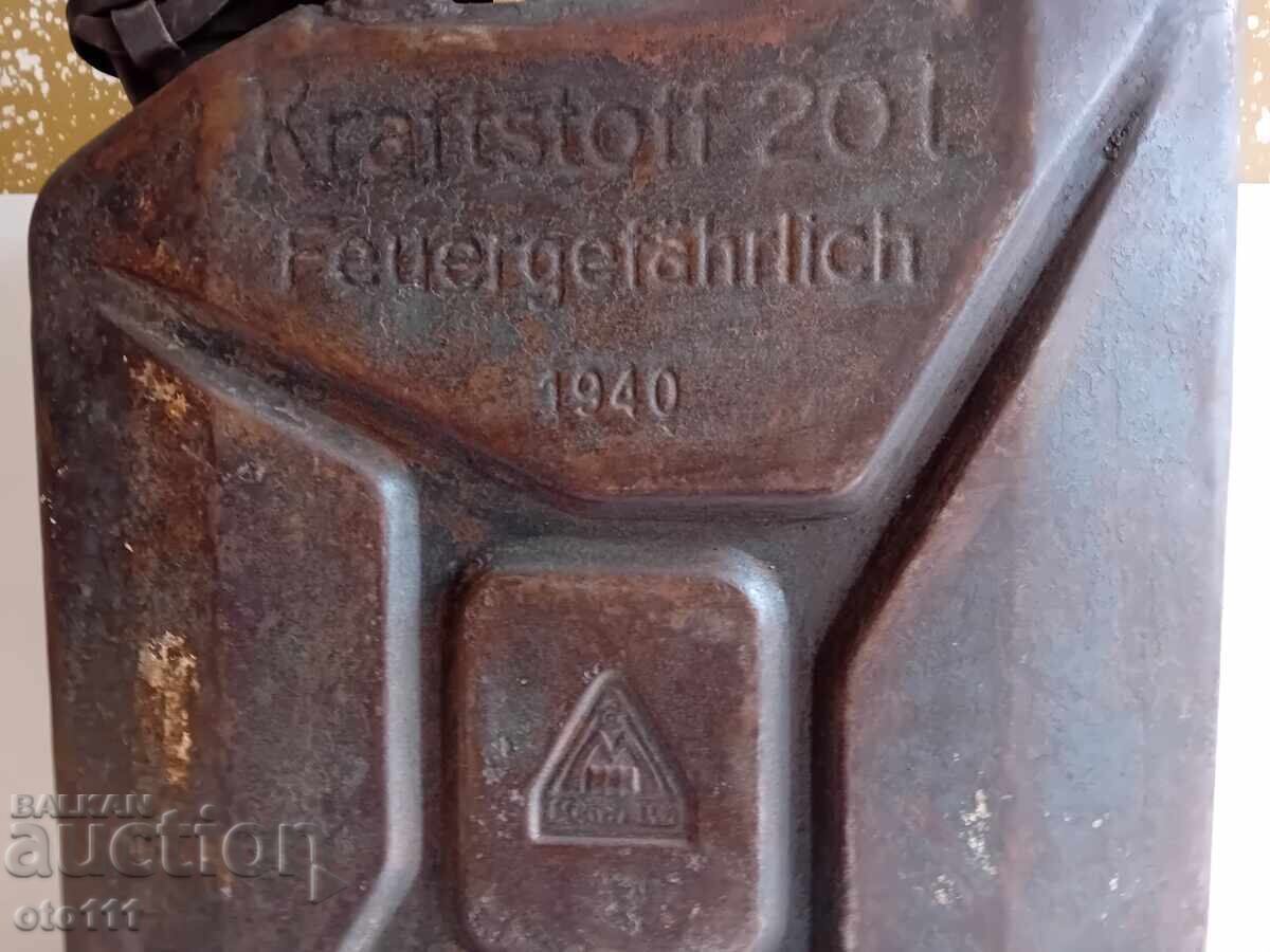 Delivery of German Fuel Can 20 l, 1940, Wehrmacht - WW2