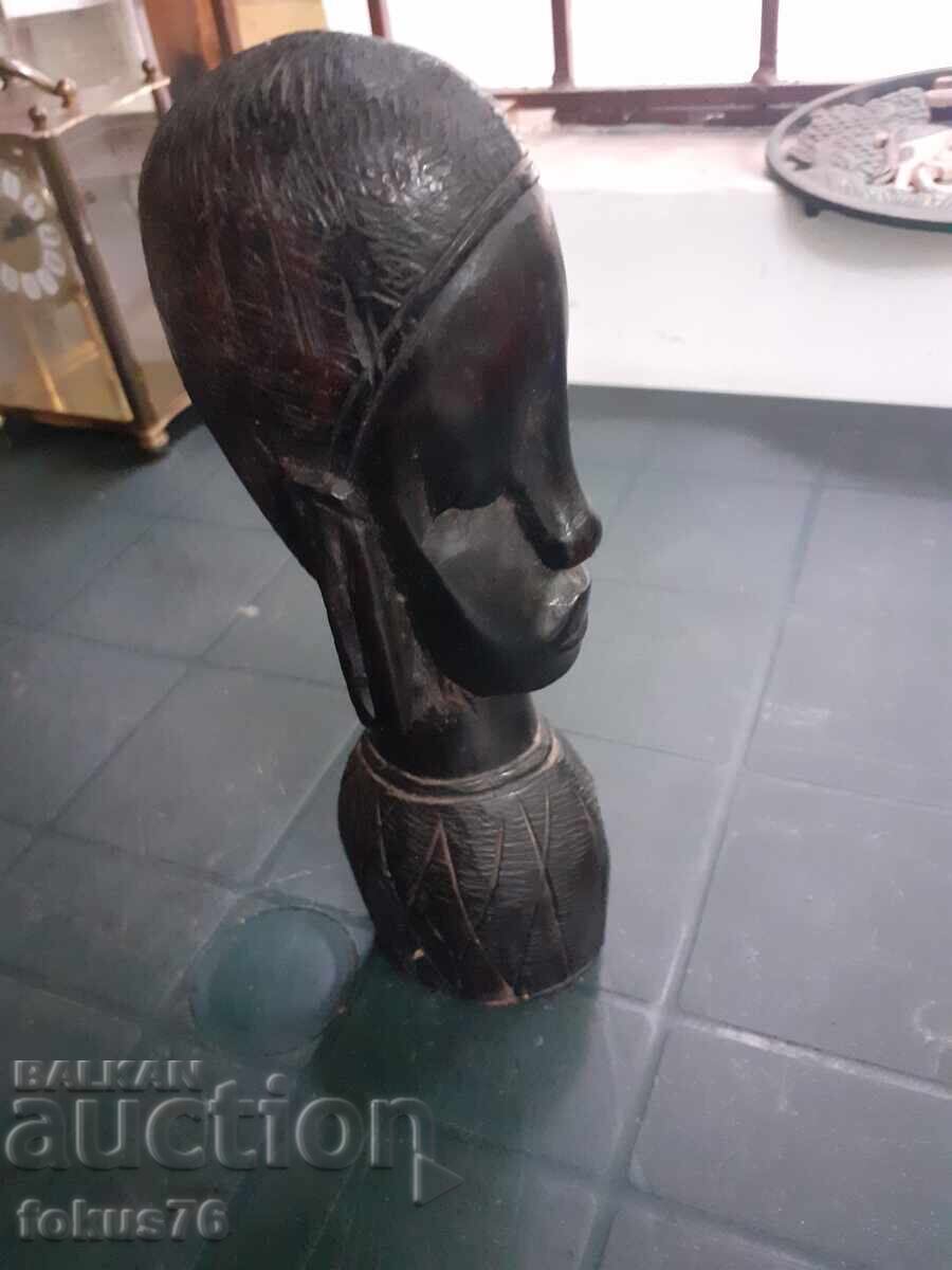 Ξυλόγλυπτη φιγούρα από έβενο, αγαλματίδιο, ξύλο, Αφρική με τιμή 90.00 BGN | € 46.02