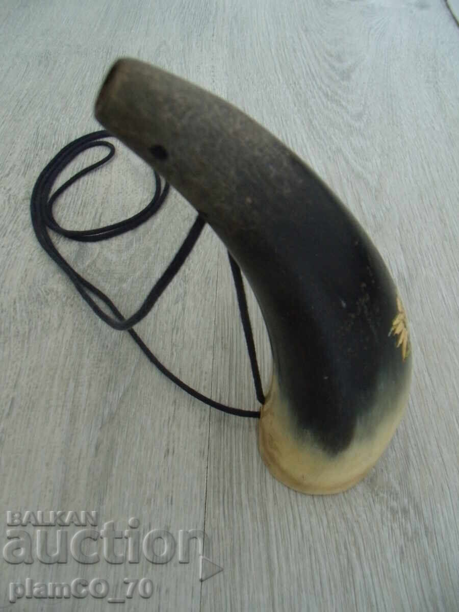 Auction  №8036 Old horn whistle