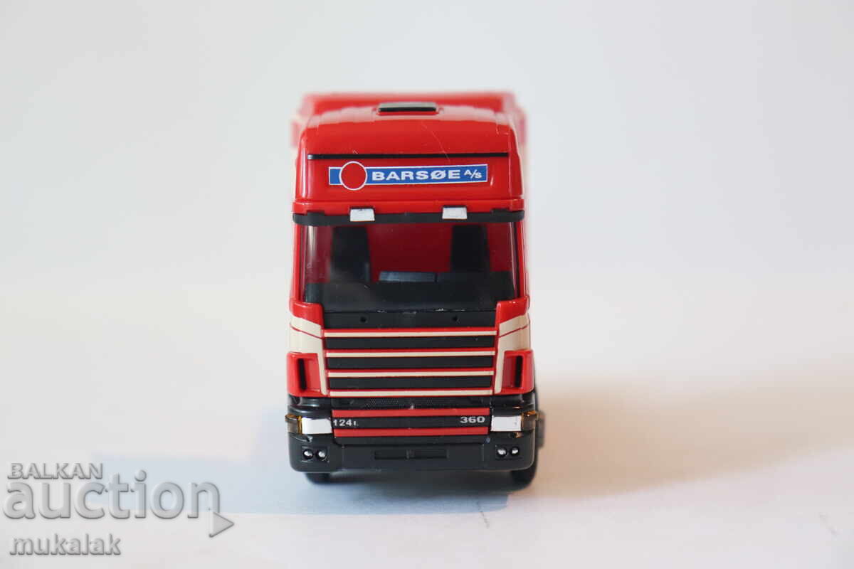 Licitație AMW H0 1/87 SCANIA CAMION REMORCHER MODEL COLIȚĂ