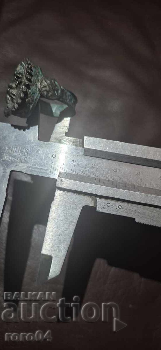 ΑΝΑΓΕΝΝΗΣΙΑΚΟ / ΤΣΟΡΜΠΑΤΖΙΔΙΚΟ ΔΑΧΤΥΛΙΔΙ - ΑΠΟ ΤΑ ΠΙΟ ΜΕΓΑΛΑ - 5