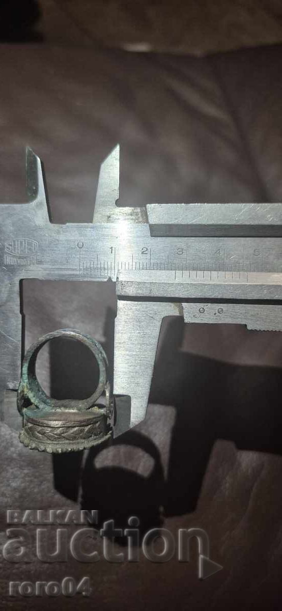 ΑΝΑΓΕΝΝΗΣΙΑΚΟ / ΤΣΟΡΜΠΑΤΖΙΔΙΚΟ ΔΑΧΤΥΛΙΔΙ - ΑΠΟ ΤΑ ΠΙΟ ΜΕΓΑΛΑ - 6