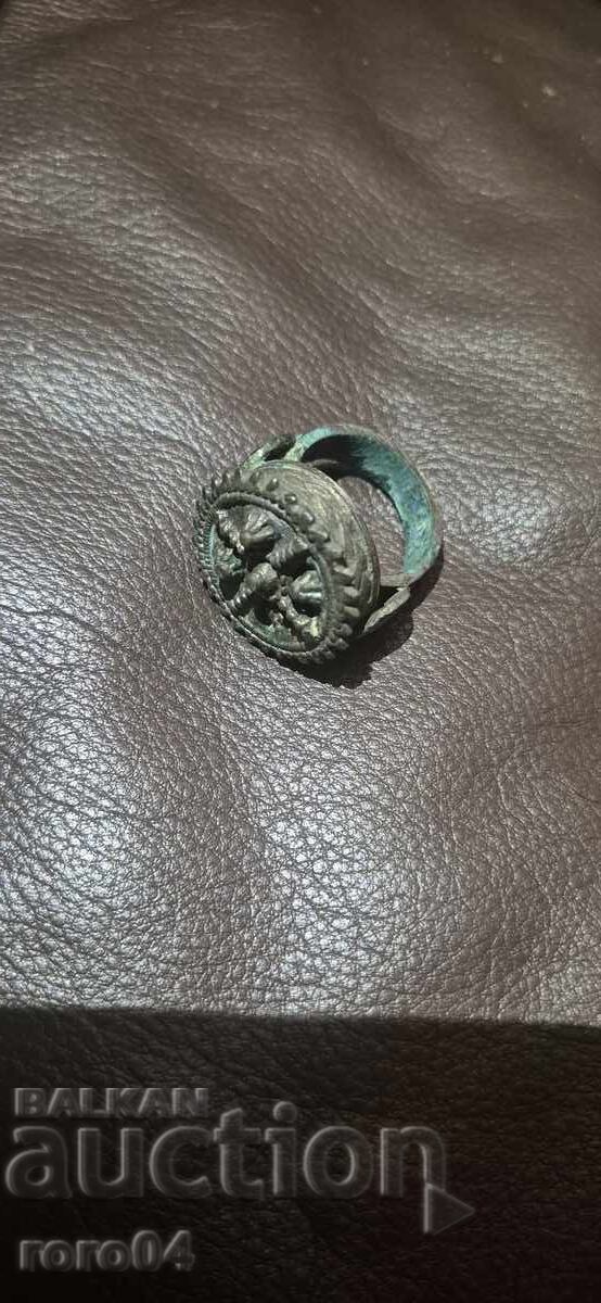 ΑΝΑΓΕΝΝΗΣΙΑΚΟ / ΤΣΟΡΜΠΑΤΖΙΔΙΚΟ ΔΑΧΤΥΛΙΔΙ - ΑΠΟ ΤΑ ΠΙΟ ΜΕΓΑΛΑ