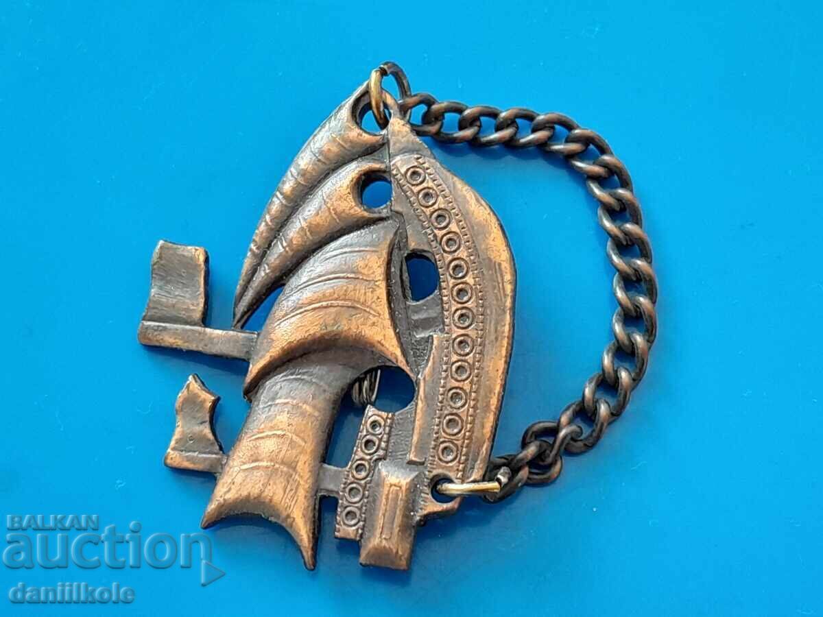 Доставка на *$*Y*$* КРАСИВА БРОШКА МАРИНИЗЪМ - ВЕТРОХОДЕН КОРАБ *$*Y*$*