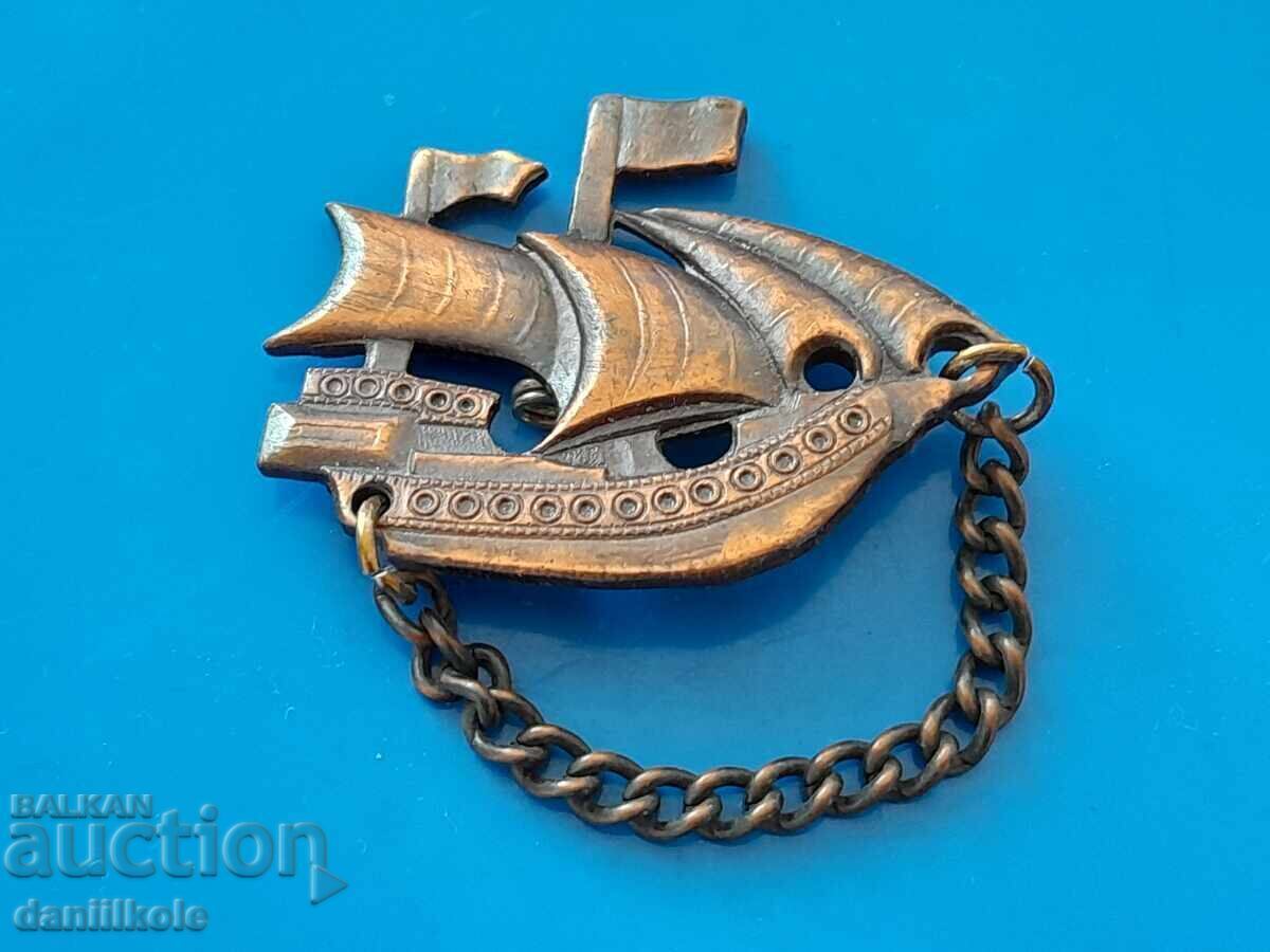 *$*Y*$* КРАСИВА БРОШКА МАРИНИЗЪМ - ВЕТРОХОДЕН КОРАБ *$*Y*$*