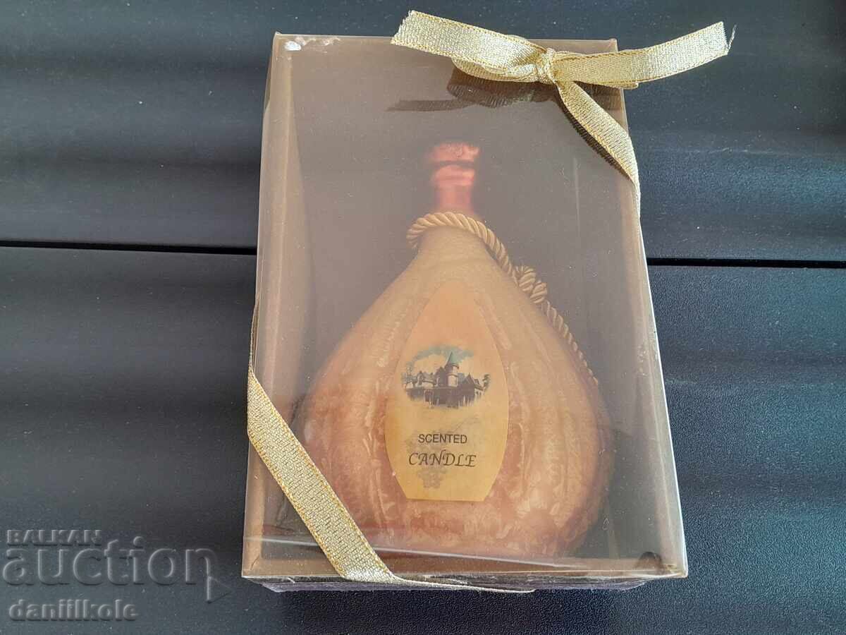 Аукцион *$*Y*$* СУВЕНИРНА ПОДАРЪЧНА СВЕЩ В КУТИЯ *$*Y*$*