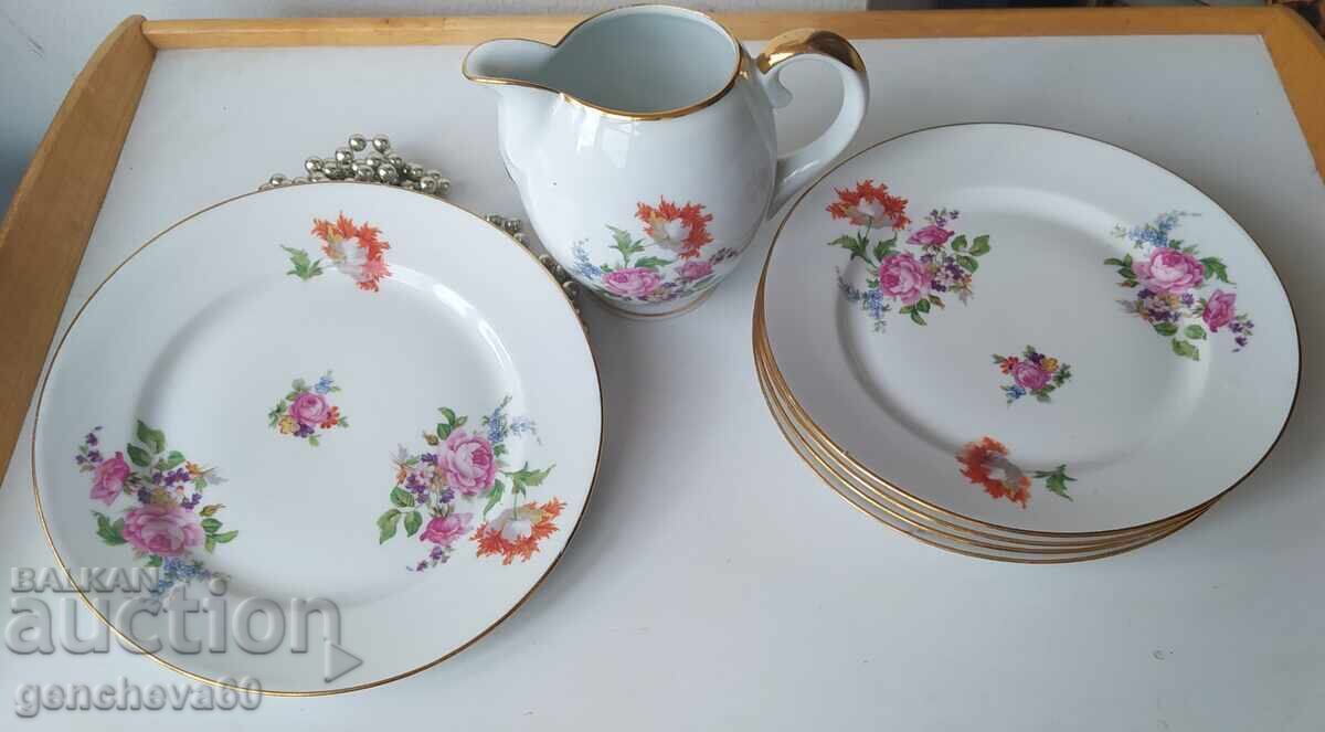 Квалитетен порцелан с флорални мотиви чинии и каничка - 5 Квалитетен порцелан с флорални мотиви чинии и каничка - 5