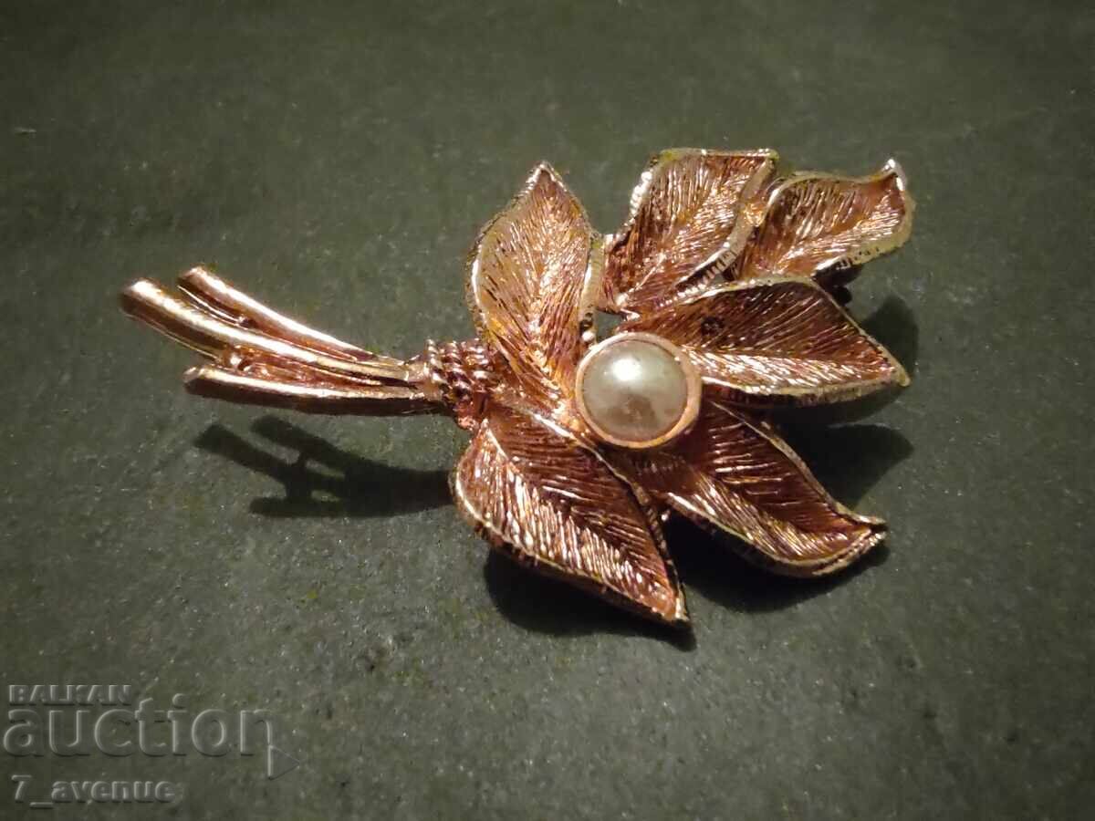 Брошка - елегантна , стилна, 70те 8.05.25