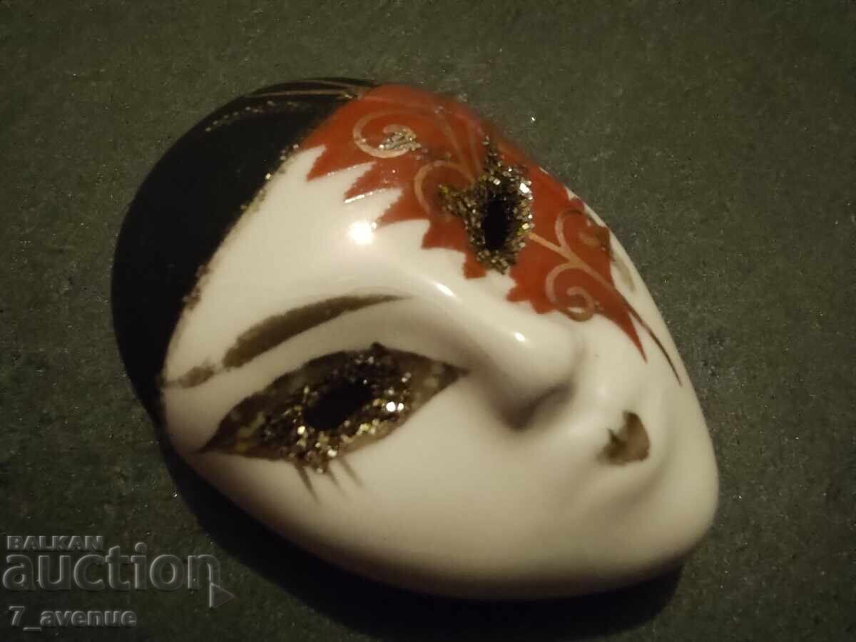 Brooch - elegant, stylish, 70s 8.05.25 Brooch - elegant, stylish, 70s 8.05.25