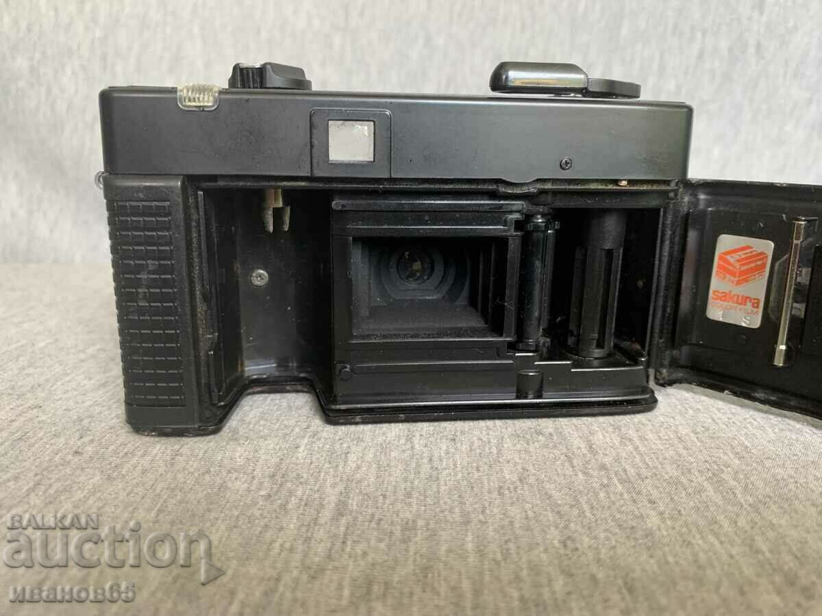 Delivery of Konica C35 EFP camera