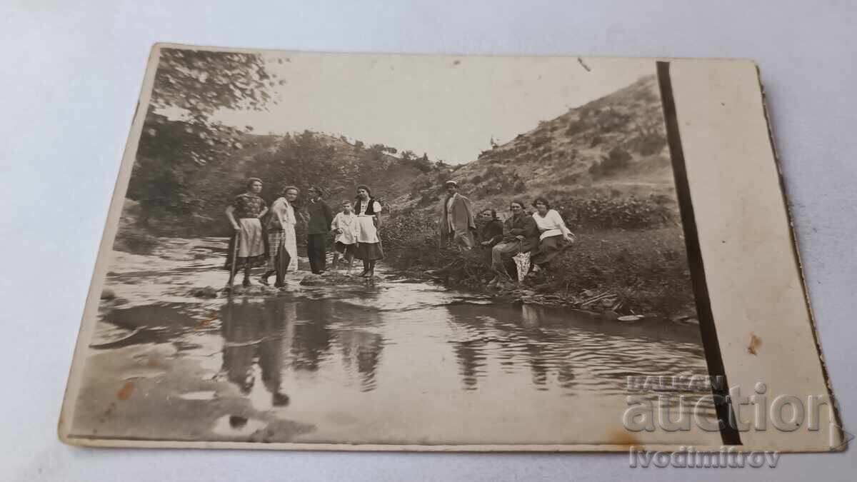Φωτογραφία Στρέλτσα Νέοι και κορίτσια στο ποτάμι 1924