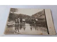 Φωτογραφία Στρέλτσα Νέοι και κορίτσια στο ποτάμι 1924