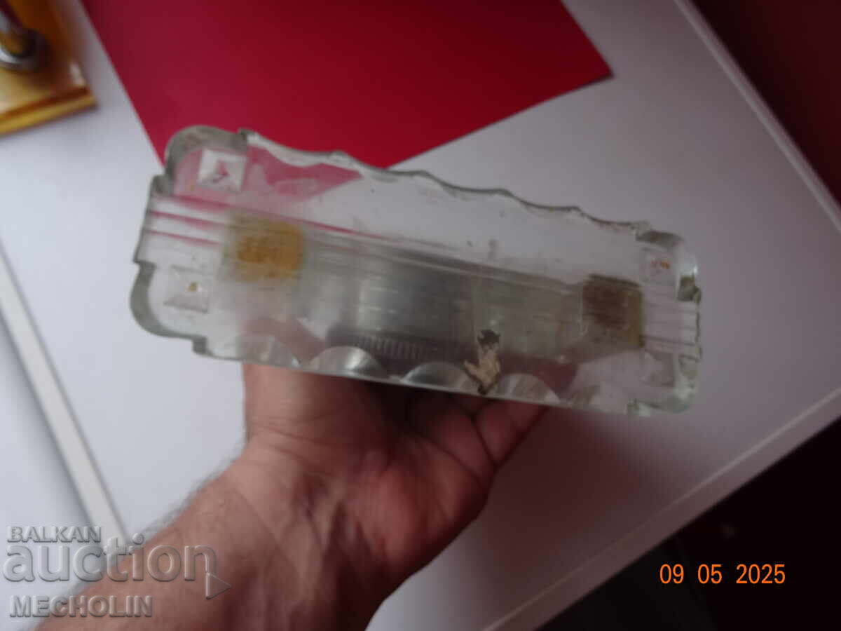 Доставка на КОЛЕКЦИОНЕРСКИ НАСТОЛЕН РУСКИ ЧЕЛЯБИНСКИ ЧАСОВНИК