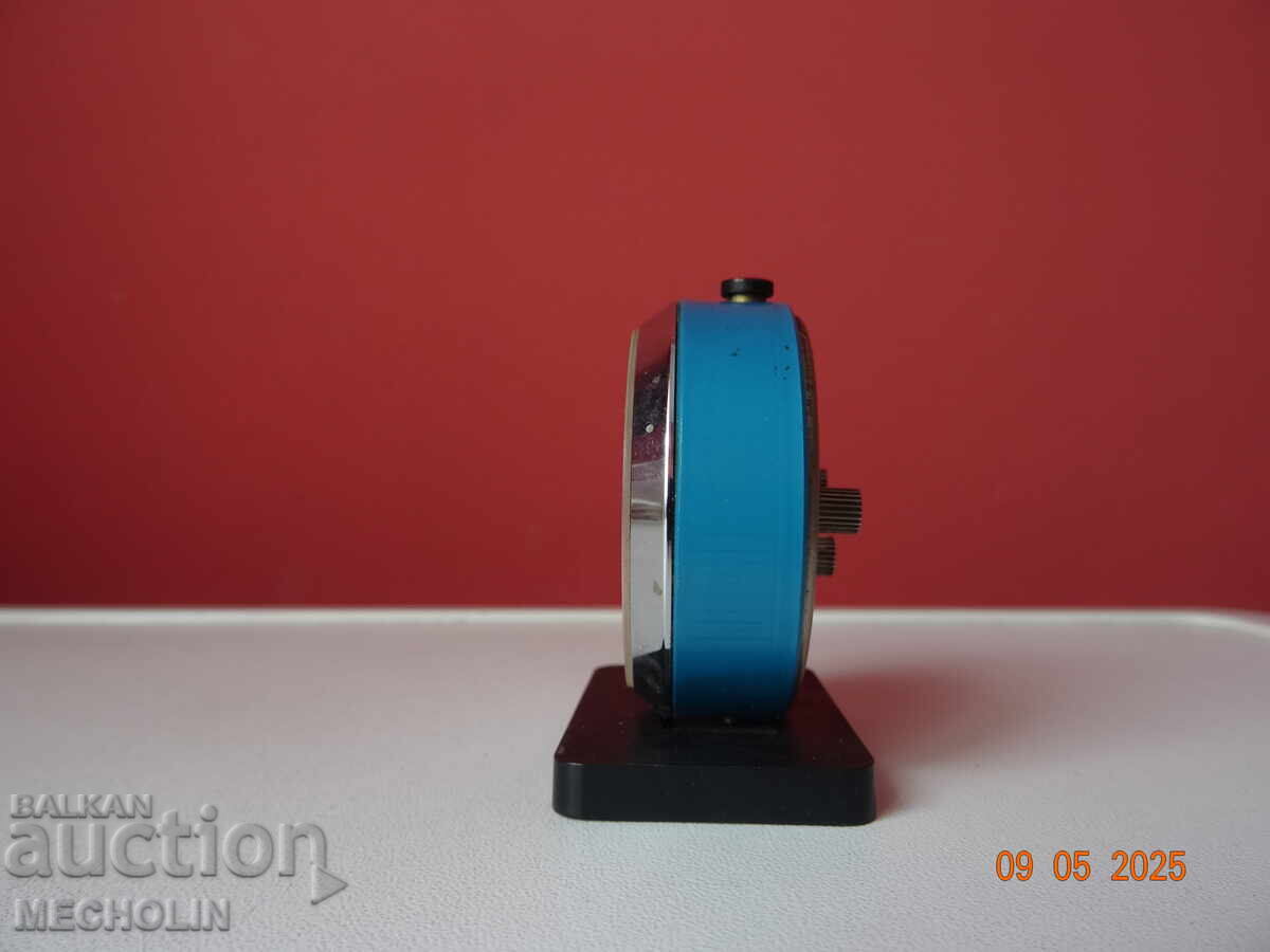 COLLECTOR'S MINI ALARM CLOCK ROCKET RUSSIAN 1 with price 60.00 BGN | € 30.68 COLLECTOR'S MINI ALARM CLOCK ROCKET RUSSIAN 1 with price 60.00 BGN | € 30.68