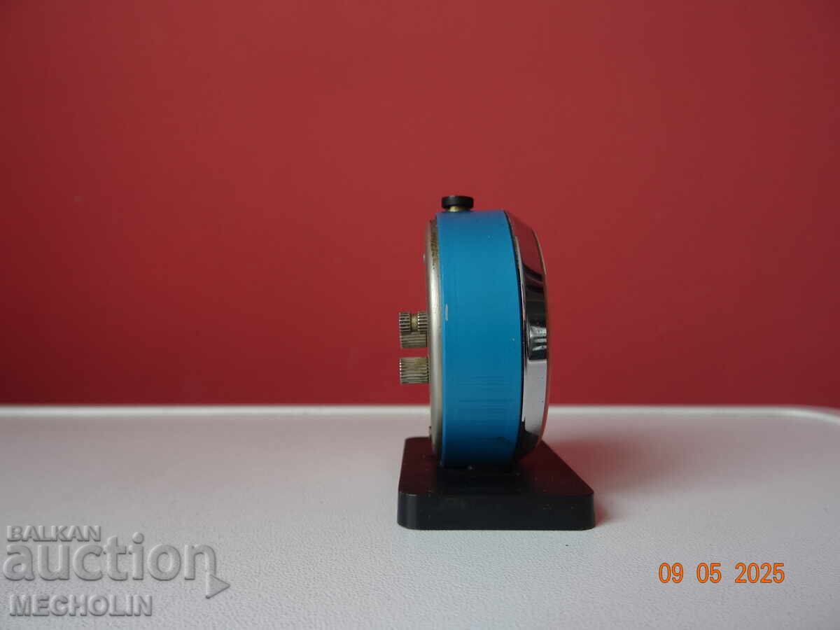 Delivery of COLLECTOR'S MINI ALARM CLOCK ROCKET RUSSIAN 1 Delivery of COLLECTOR'S MINI ALARM CLOCK ROCKET RUSSIAN 1