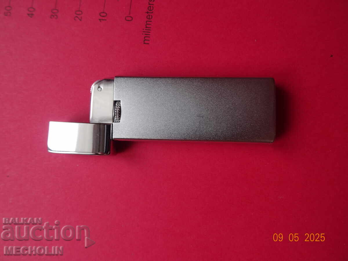 COLLECTOR'S LIGHTER JAPANESE 2 - 5