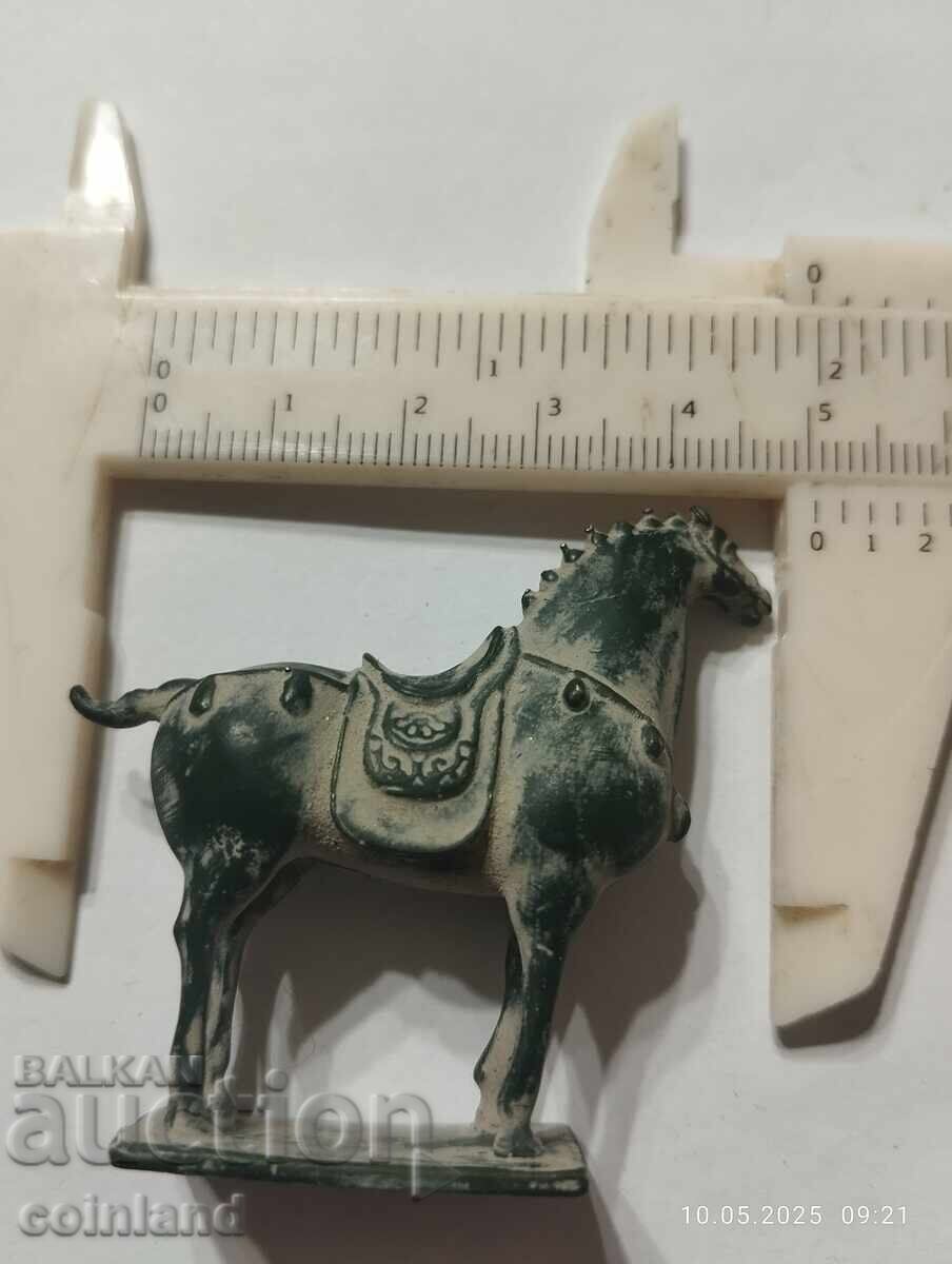 Auction  Antique Bronze Figurine REPLICA REPRODUCTION