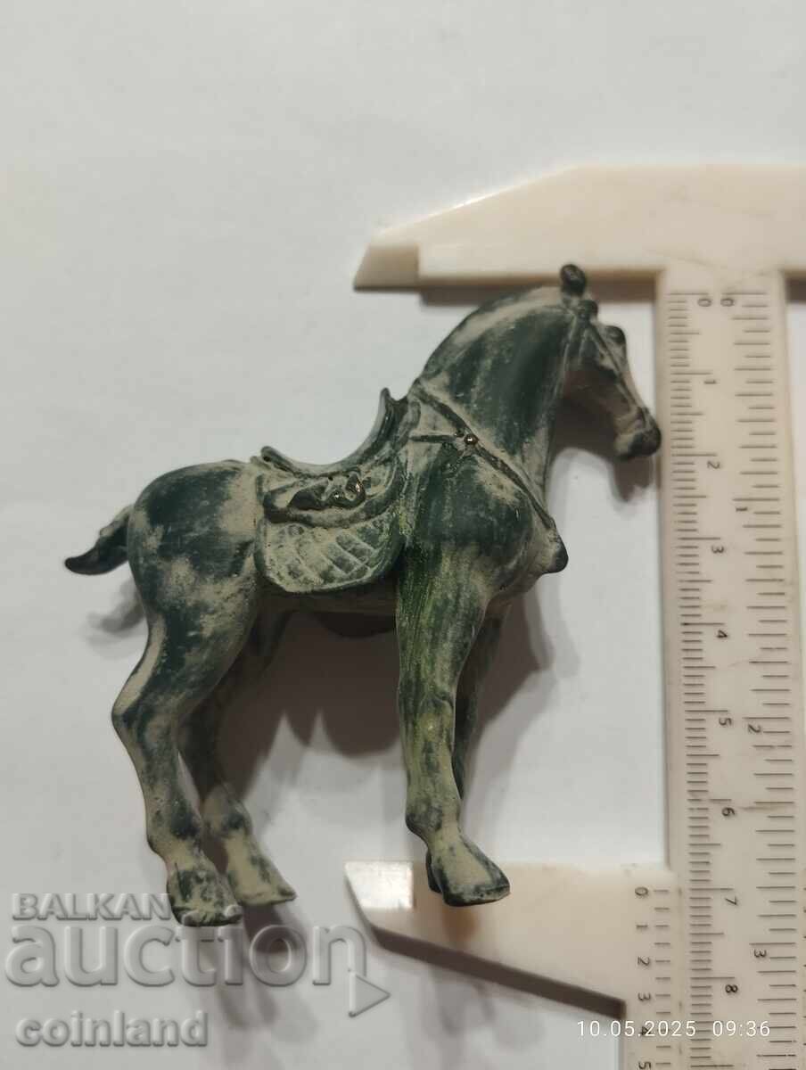 Delivery of Antique Bronze Figurine REPLICA REPRODUCTION