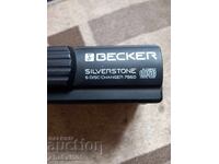 Schimbător de CD-uri auto