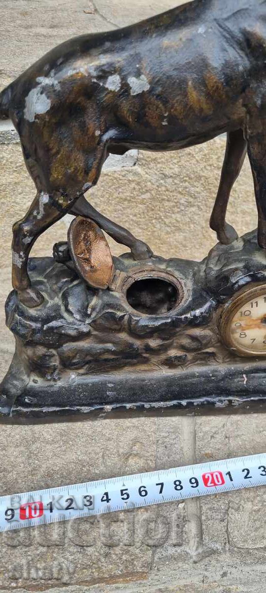 Delivery of Old sculpture, figure of a deer. Clock. Inkwell Delivery of Old sculpture, figure of a deer. Clock. Inkwell