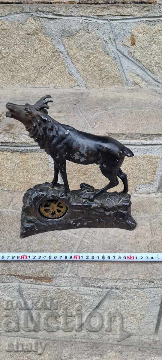 Sculptură veche, figură de cerb. Ceas. Cernelniță - 7 Sculptură veche, figură de cerb. Ceas. Cernelniță - 7