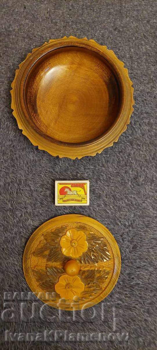 Woodcarved Box for Connoisseurs, Excellent - 7