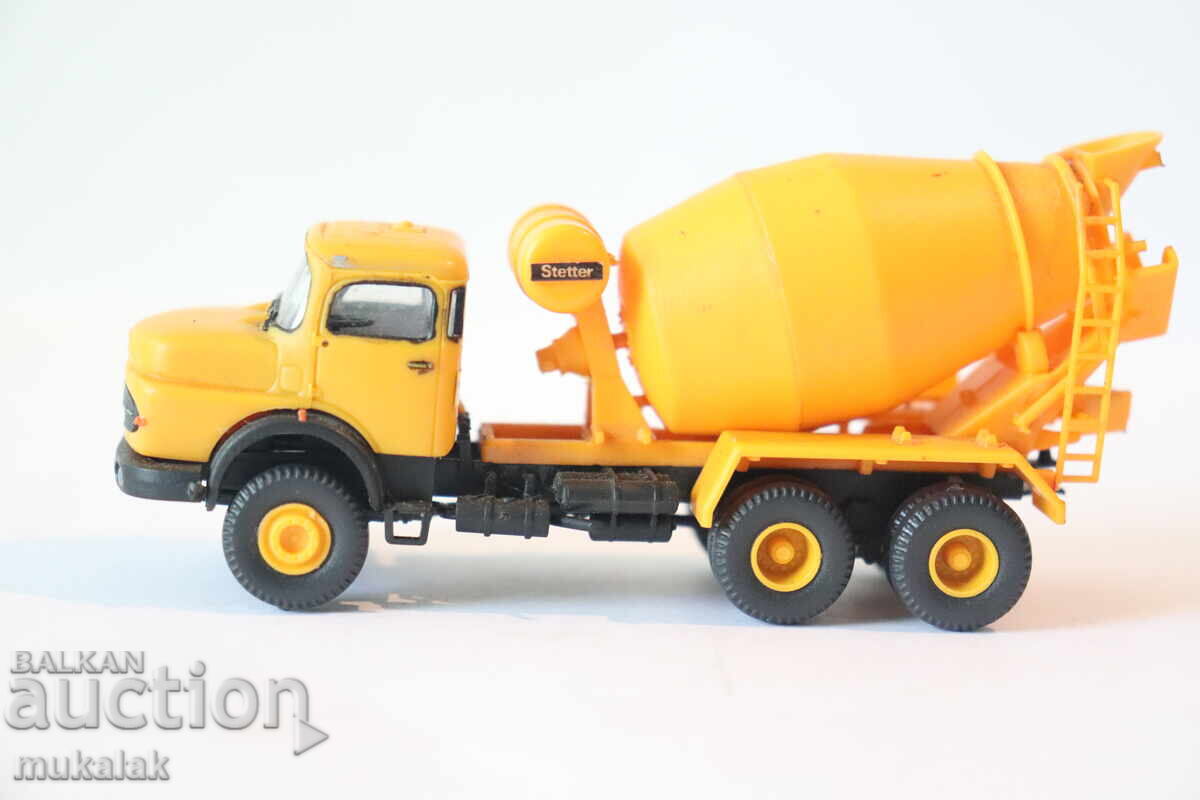 Kibri H0 1/87 Truck Mercedes Benz Concrete Mixer Model Car