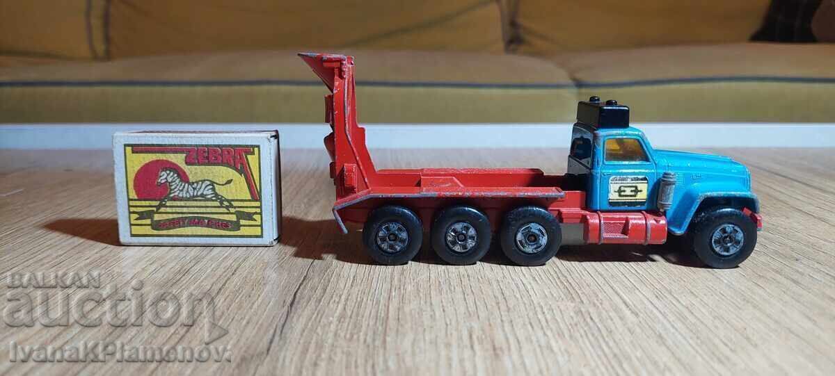 Παράδοση Μεταλλικό αυτοκινητάκι Matchbox Αγγλίας για συλλέκτες Παράδοση Μεταλλικό αυτοκινητάκι Matchbox Αγγλίας για συλλέκτες